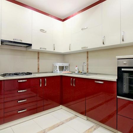 3 Bedroom Apartment Near Republic Square Ereván Exterior foto