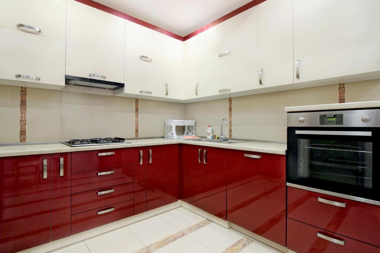 3 Bedroom Apartment Near Republic Square Ereván Exterior foto